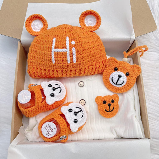 Newborn outfit – Knit Baby Clothes - A Gift for Full Month Celebration or Birthday